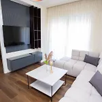Iunn Apartment 2